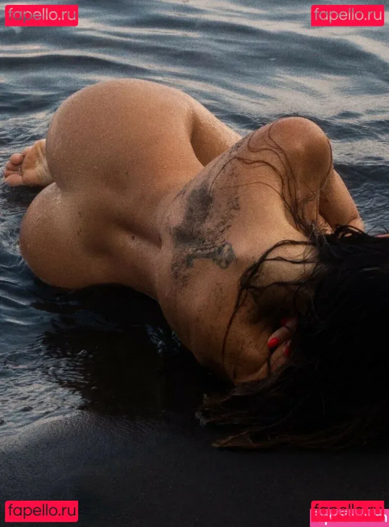 Valentina Fradegrada Onlyfans Photo Gallery 