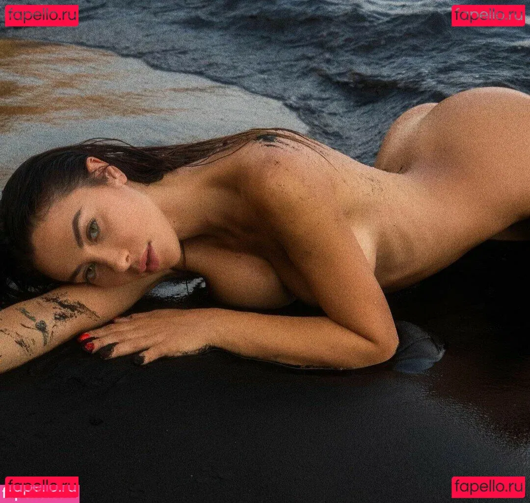 Valentina Fradegrada Onlyfans Photo Gallery 