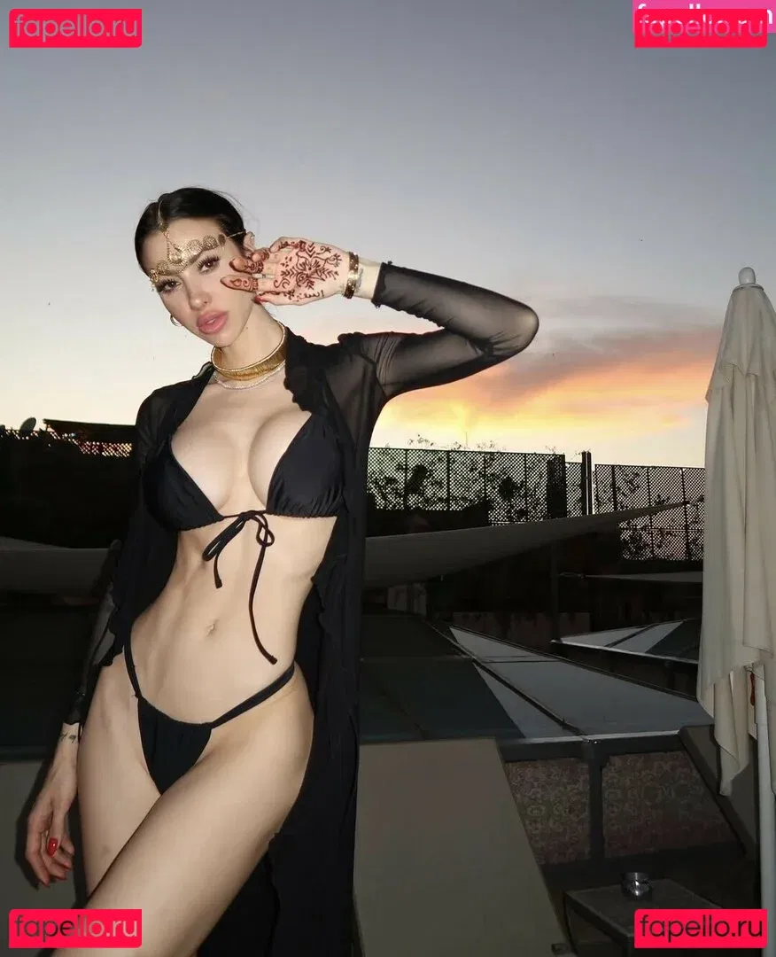 Valentina Fradegrada Onlyfans Photo Gallery 