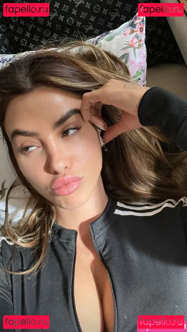 Valentina Fradegrada Onlyfans Photo Gallery 