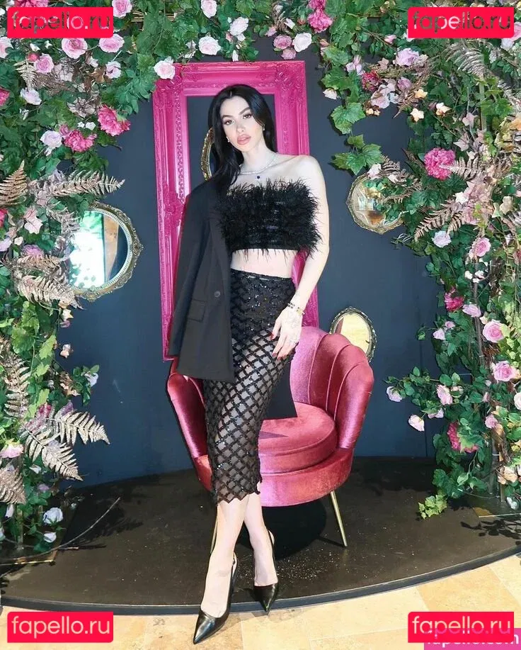 Valentina Fradegrada Onlyfans Photo Gallery 