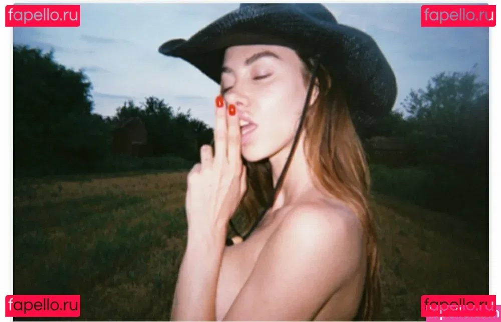 Valentina Fradegrada Onlyfans Photo Gallery 