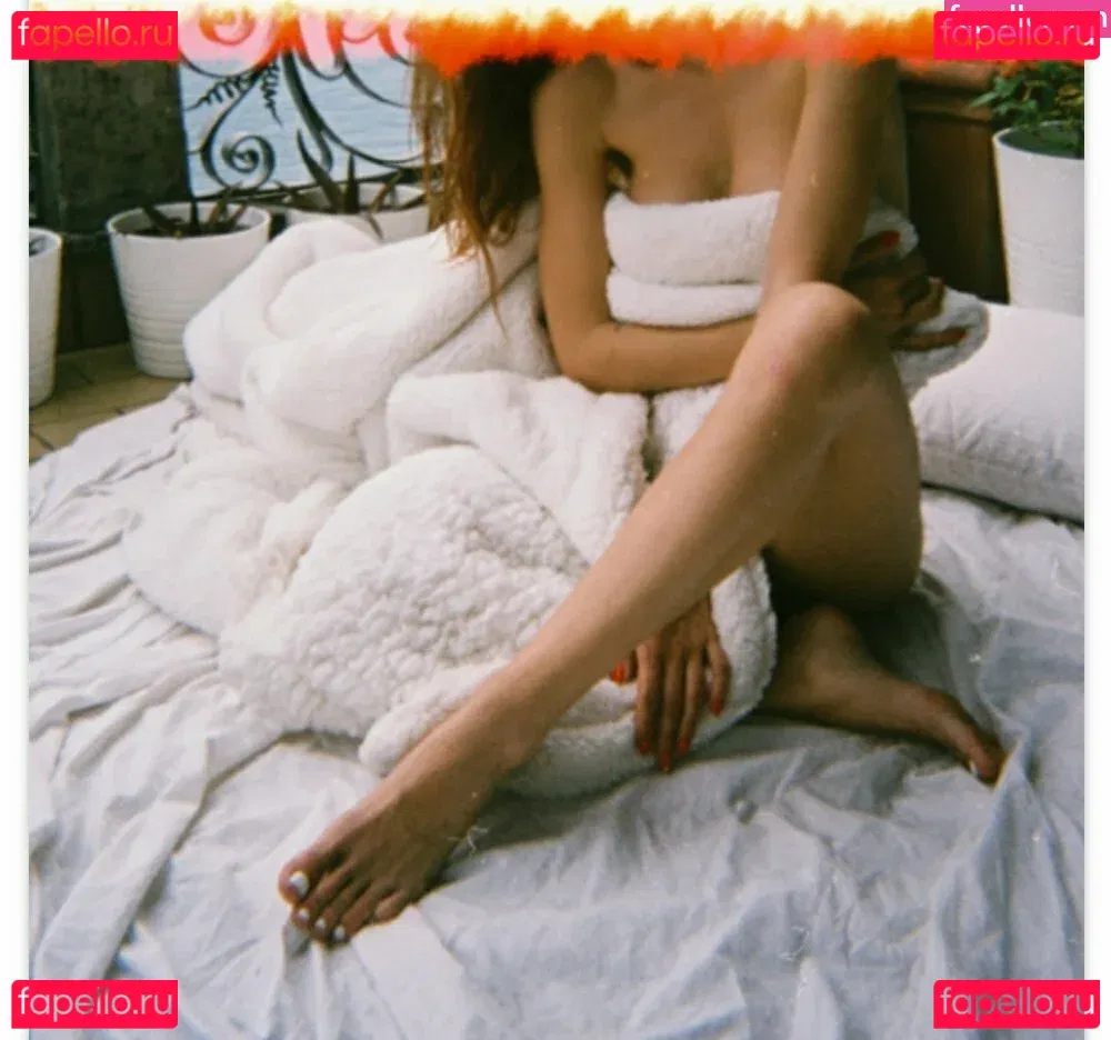 Valentina Fradegrada Onlyfans Photo Gallery 