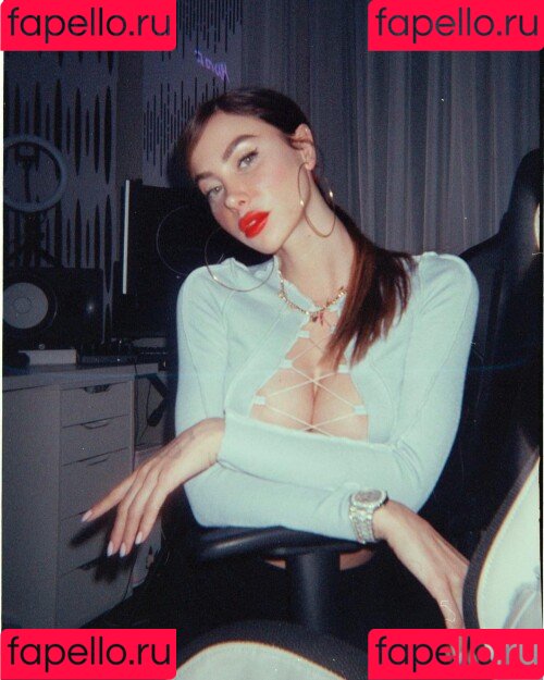 Valentina Fradegrada Onlyfans Photo Gallery 