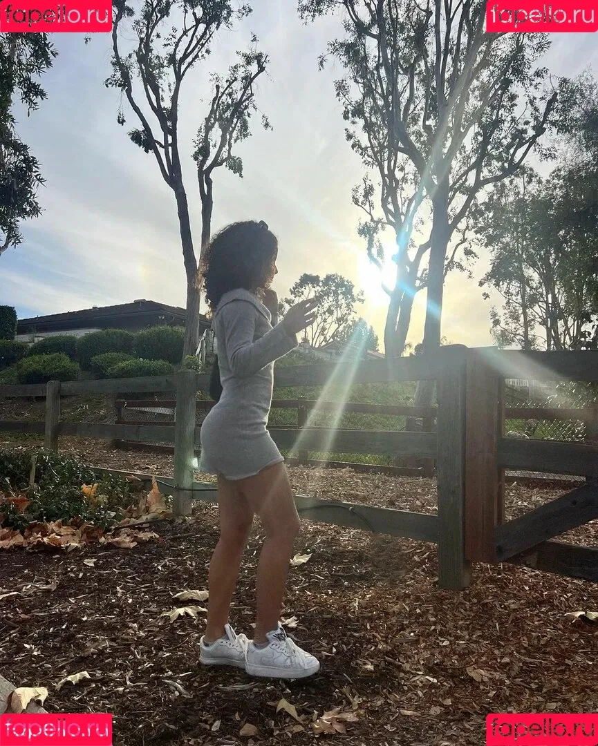 Gabriella Saraivah Onlyfans Photo Gallery 
