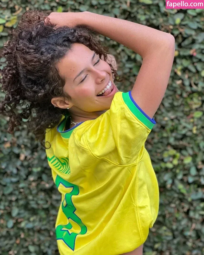 Gabriella Saraivah Onlyfans Photo Gallery 