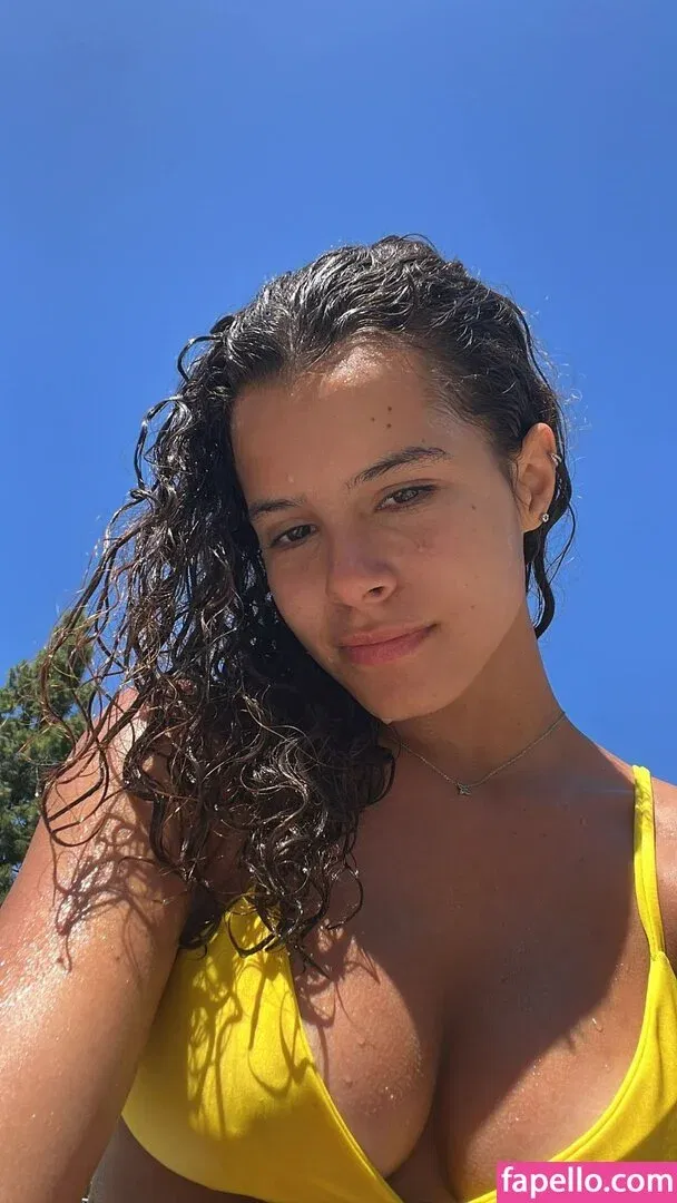 Gabriella Saraivah Onlyfans Photo Gallery 