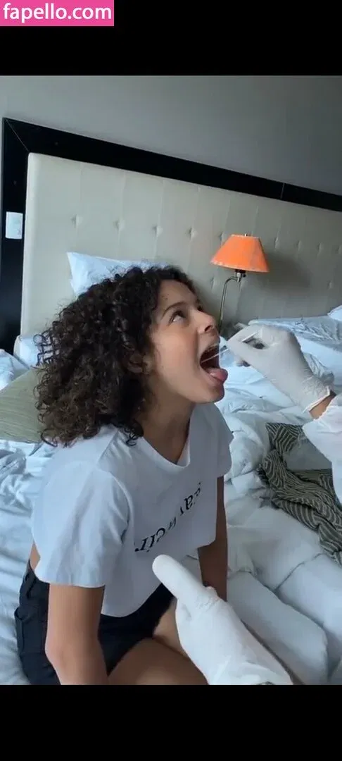 Gabriella Saraivah Onlyfans Photo Gallery 