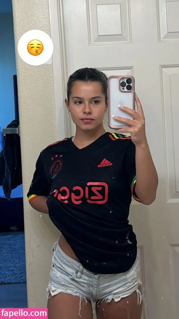 Gabriella Saraivah Onlyfans Photo Gallery 