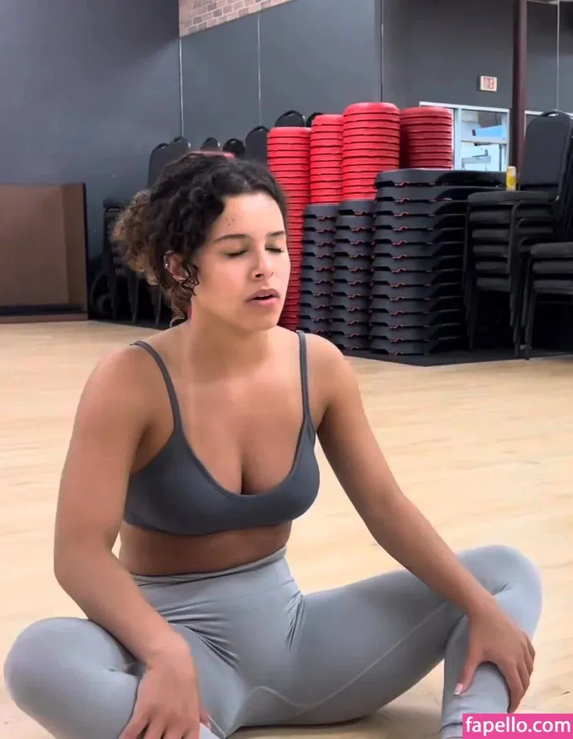 Gabriella Saraivah Onlyfans Photo Gallery 