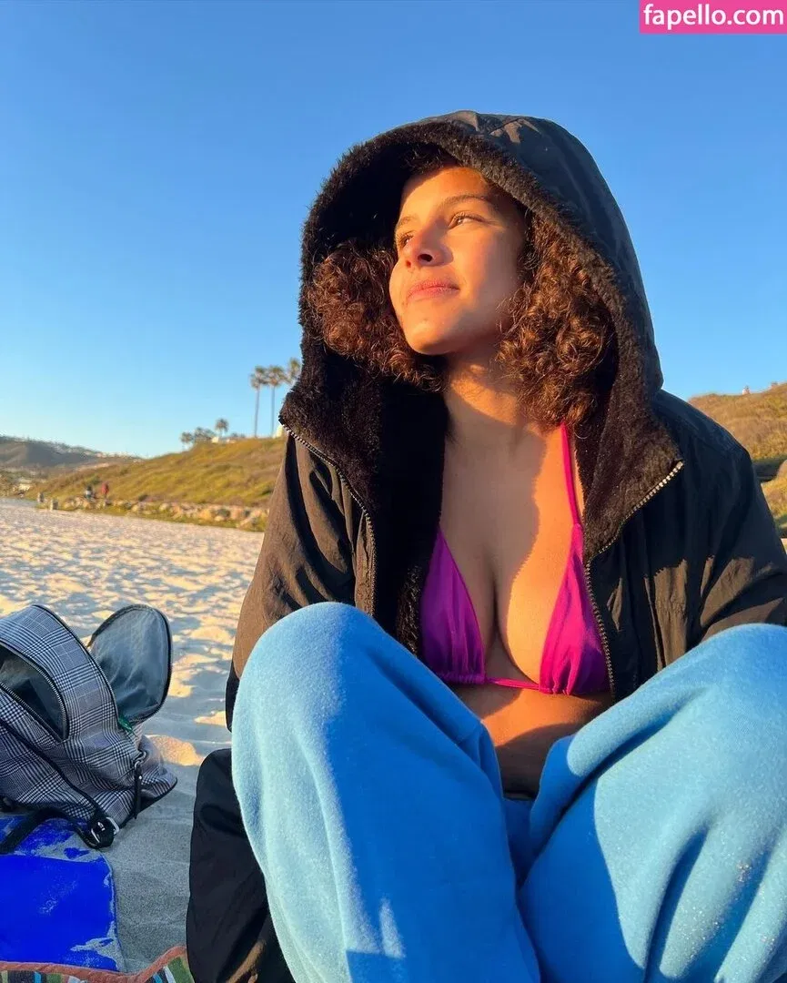 Gabriella Saraivah Onlyfans Photo Gallery 