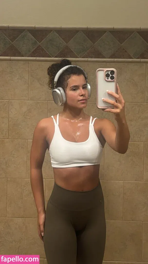 Gabriella Saraivah Onlyfans Photo Gallery 