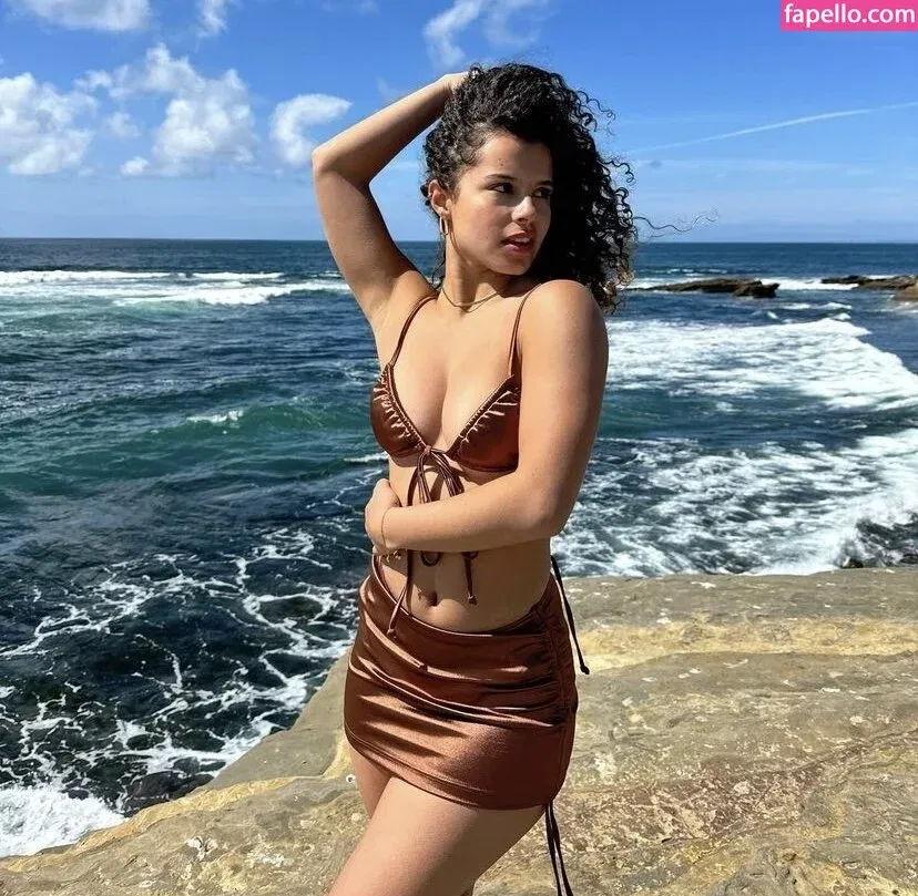 Gabriella Saraivah Onlyfans Photo Gallery 