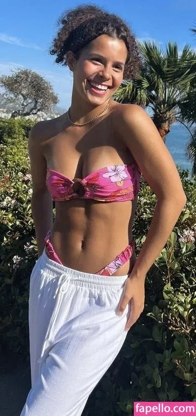 Gabriella Saraivah Onlyfans Photo Gallery 