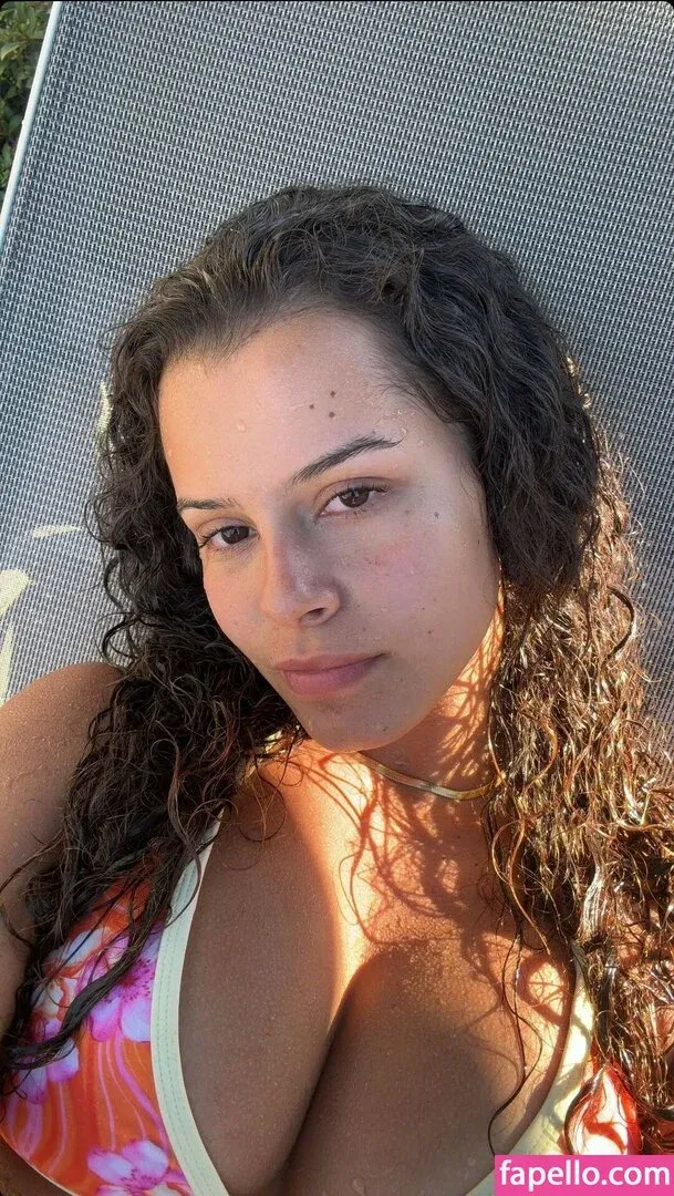 Gabriella Saraivah Onlyfans Photo Gallery 