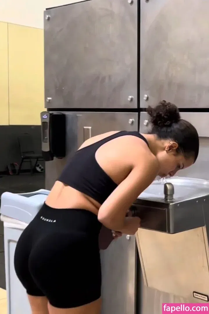 Gabriella Saraivah Onlyfans Photo Gallery 