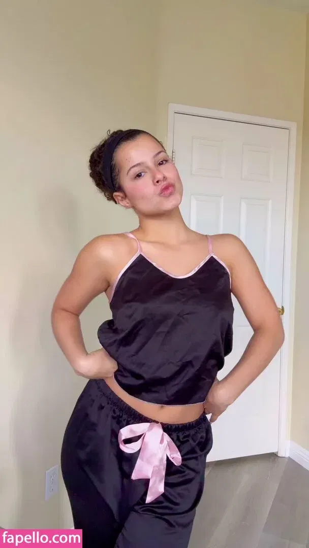 Gabriella Saraivah Onlyfans Photo Gallery 