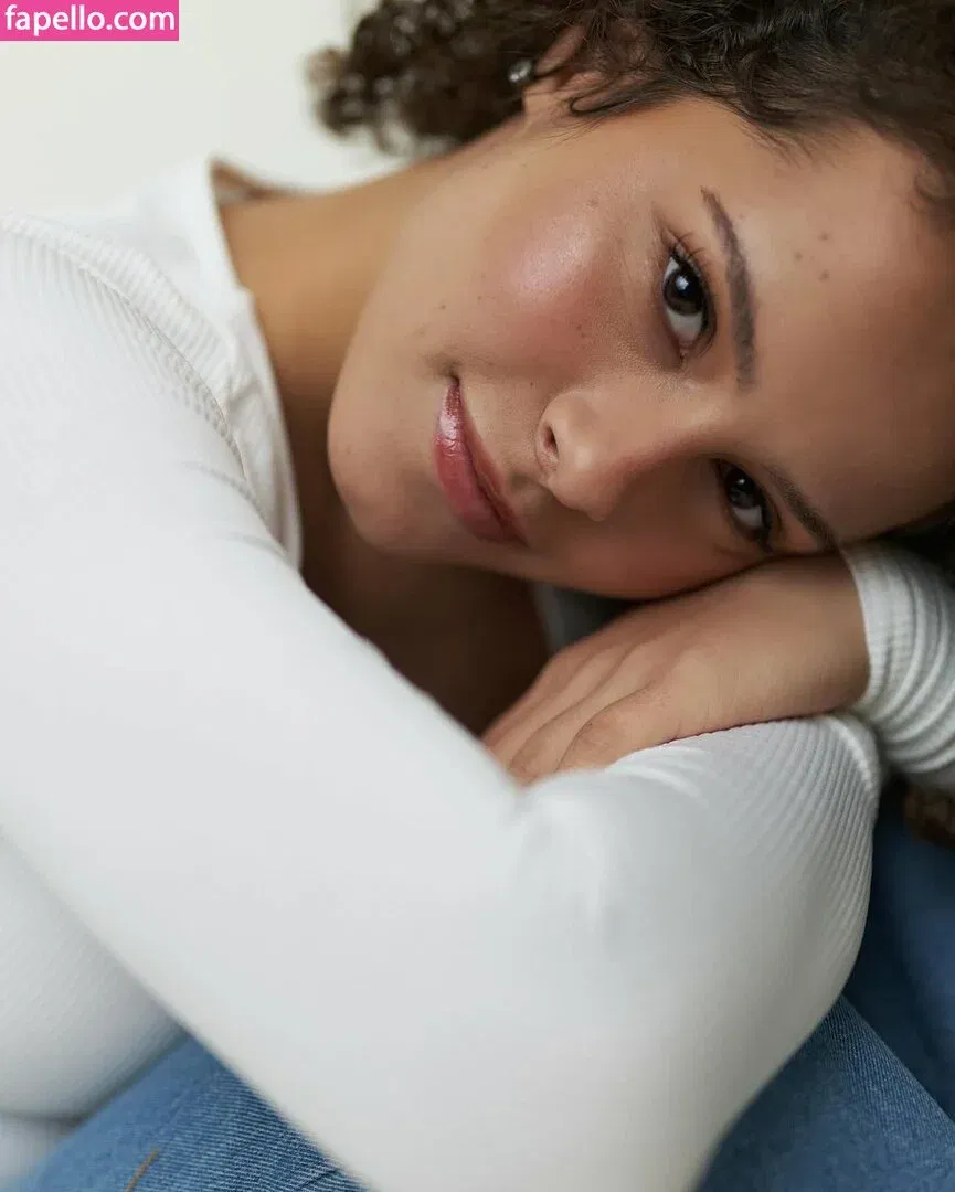 Gabriella Saraivah Onlyfans Photo Gallery 