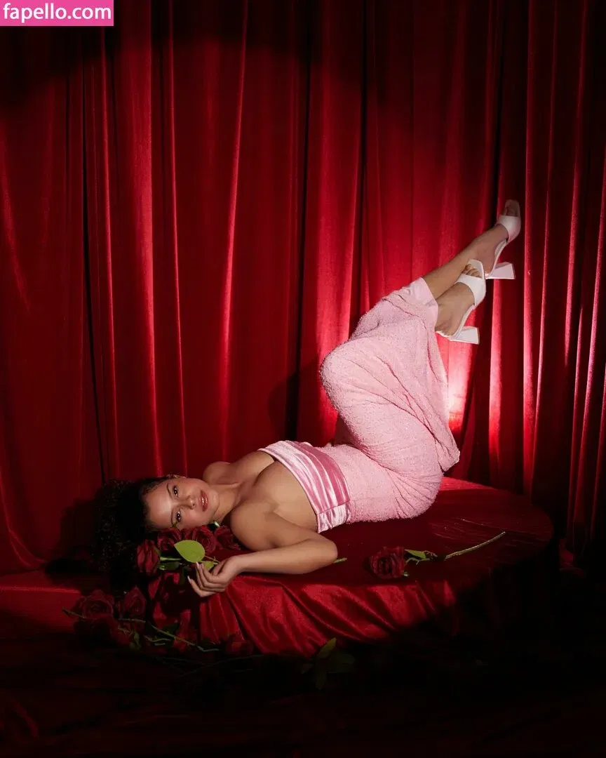 Gabriella Saraivah Onlyfans Photo Gallery 