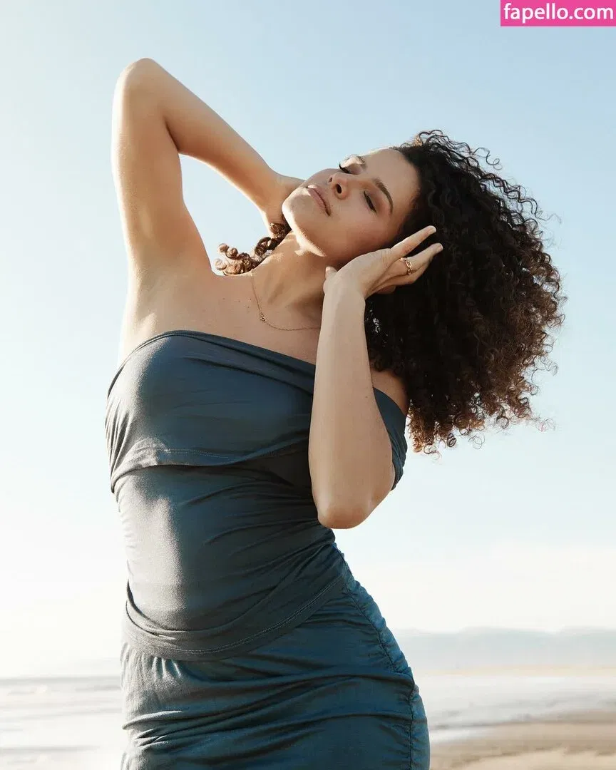 Gabriella Saraivah Onlyfans Photo Gallery 