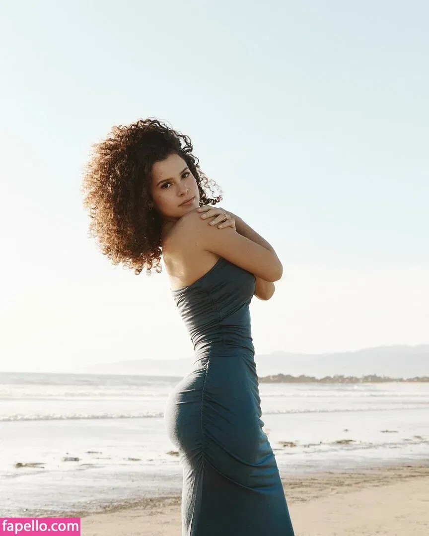 Gabriella Saraivah Onlyfans Photo Gallery 