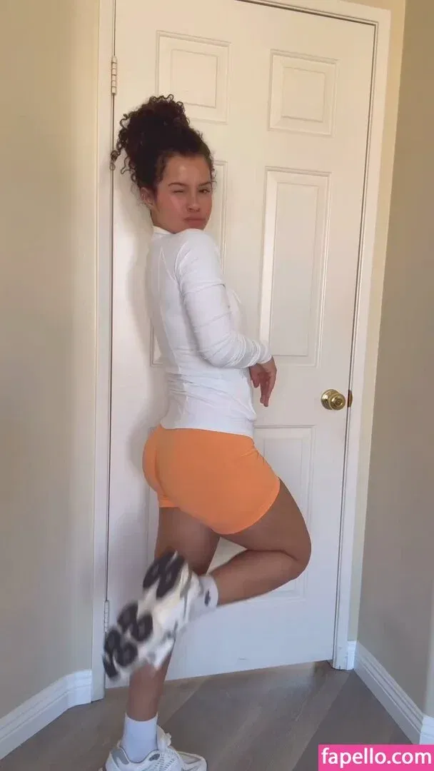 Gabriella Saraivah Onlyfans Photo Gallery 