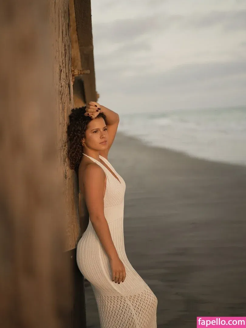 Gabriella Saraivah Onlyfans Photo Gallery 