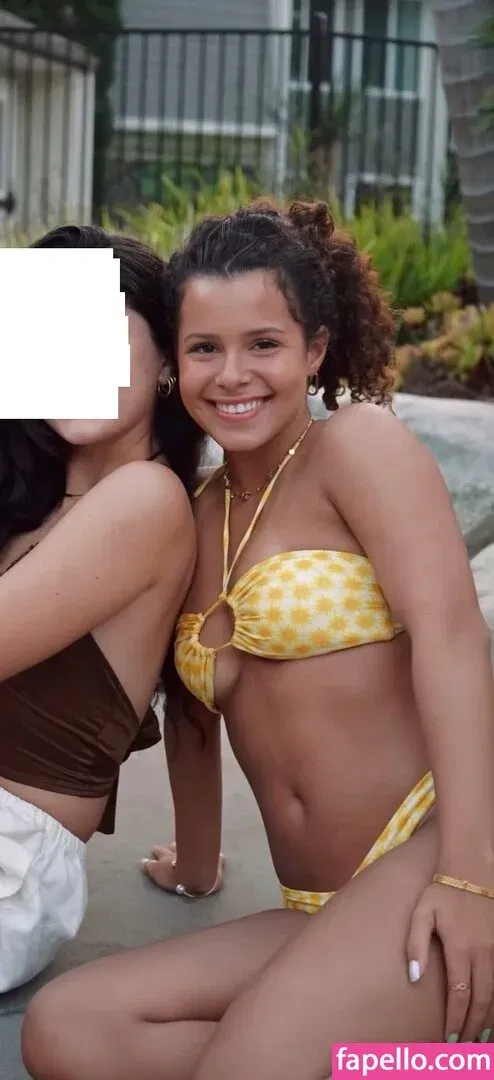 Gabriella Saraivah Onlyfans Photo Gallery 