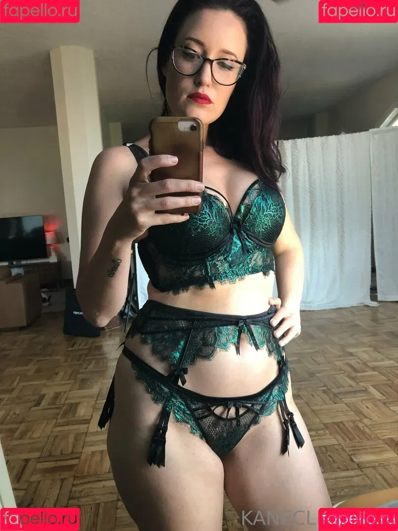 kimberlykane Onlyfans Photo Gallery 