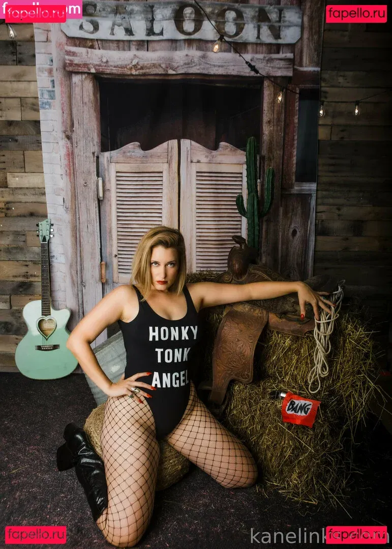 kimberlykane Onlyfans Photo Gallery 