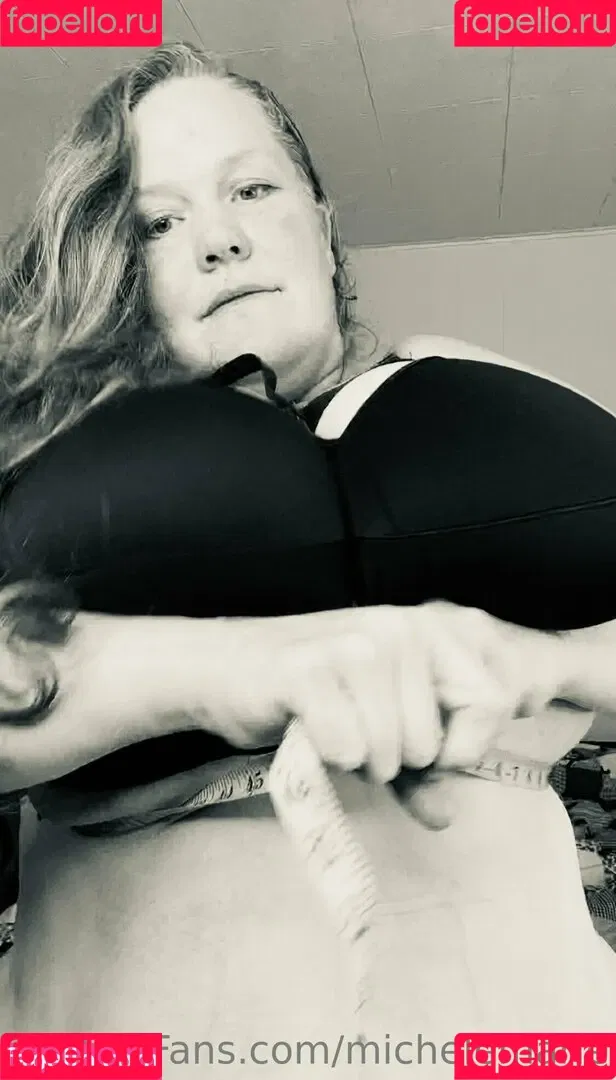 michelemarie Onlyfans Photo Gallery 