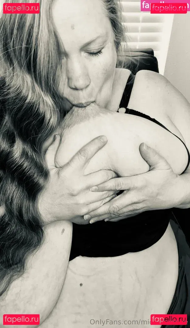 michelemarie Onlyfans Photo Gallery 