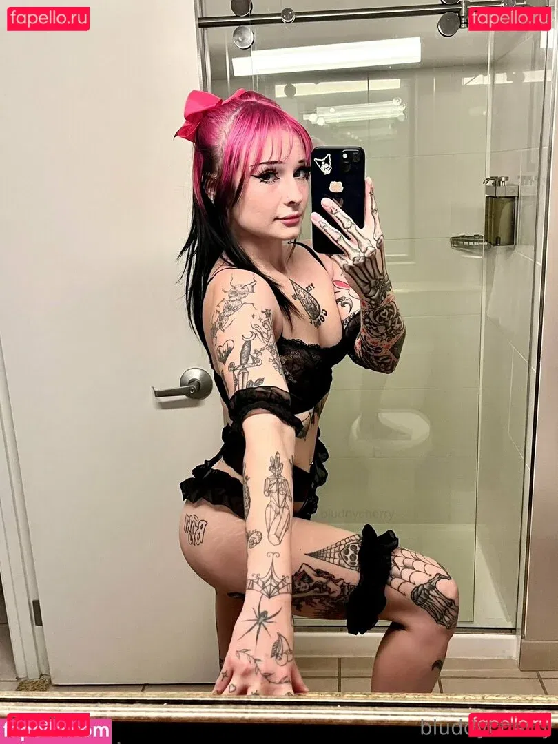 bluddycherryfree Onlyfans Photo Gallery 