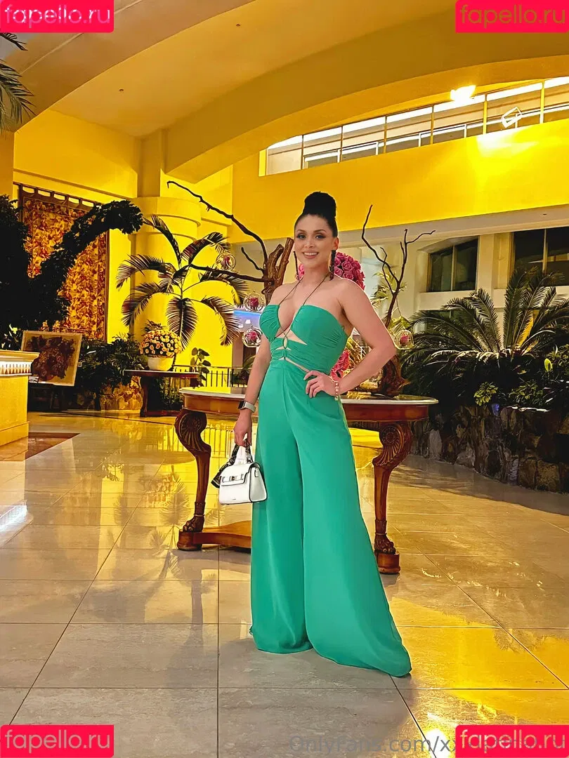 xxxlatinahot Onlyfans Photo Gallery 