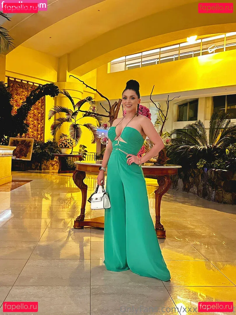 xxxlatinahot Onlyfans Photo Gallery 