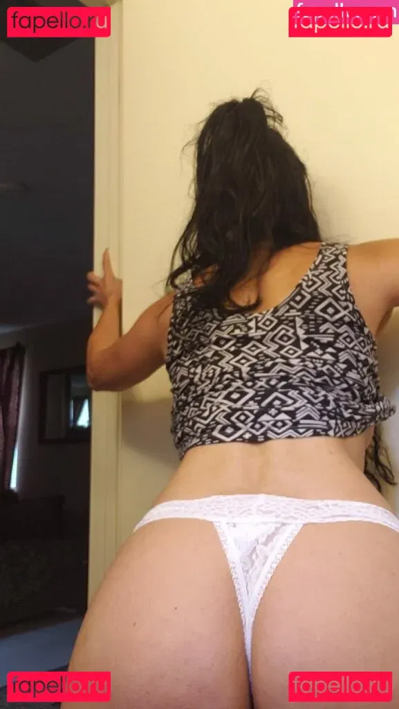 Suzy W Onlyfans Photo Gallery 