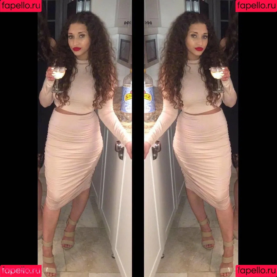 Sarah Malcolm Onlyfans Photo Gallery 