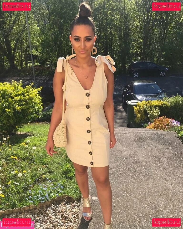 Sarah Malcolm Onlyfans Photo Gallery 