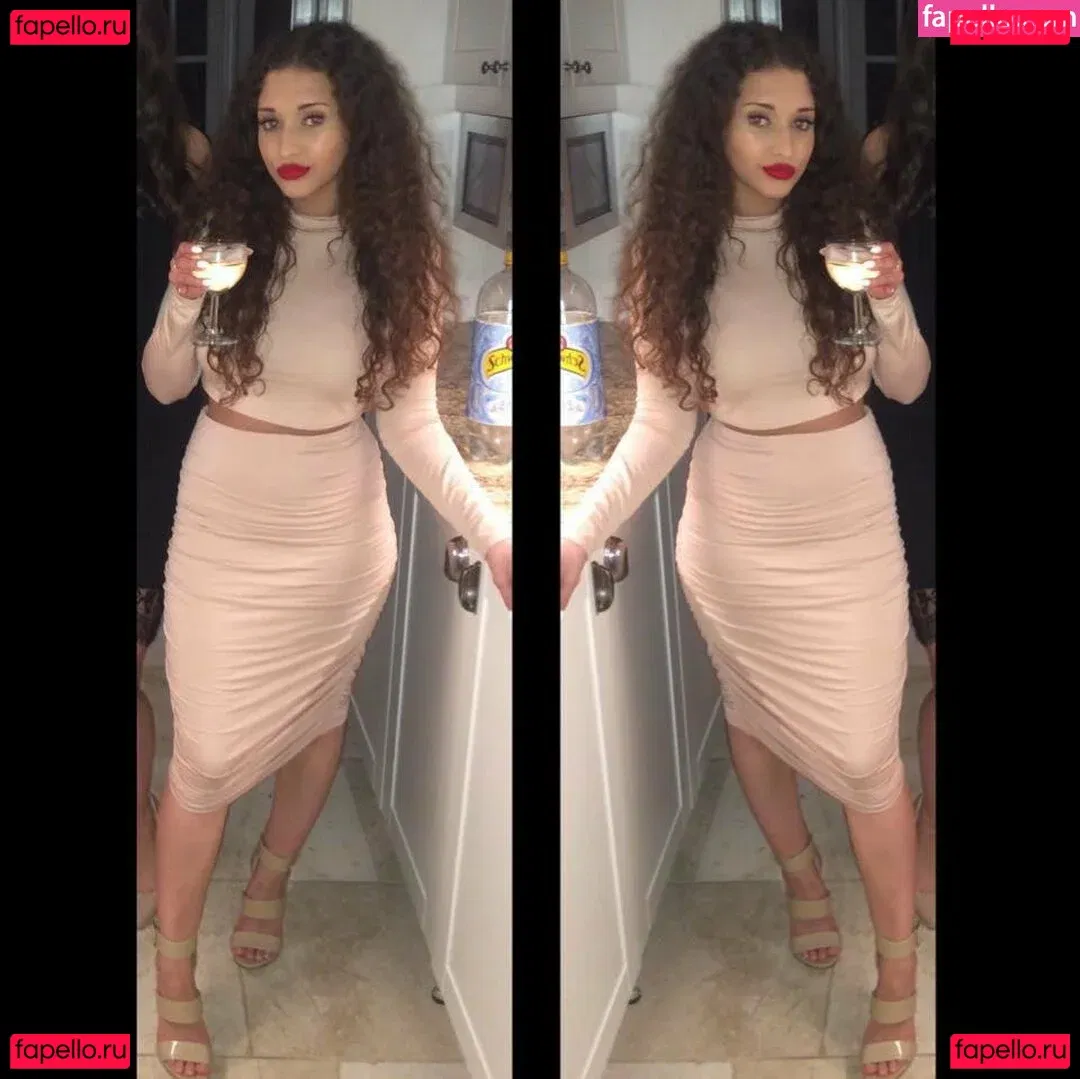 Sarah Malcolm Onlyfans Photo Gallery 