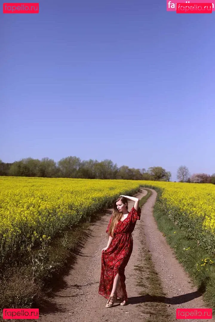 Jade Lyon Onlyfans Photo Gallery 