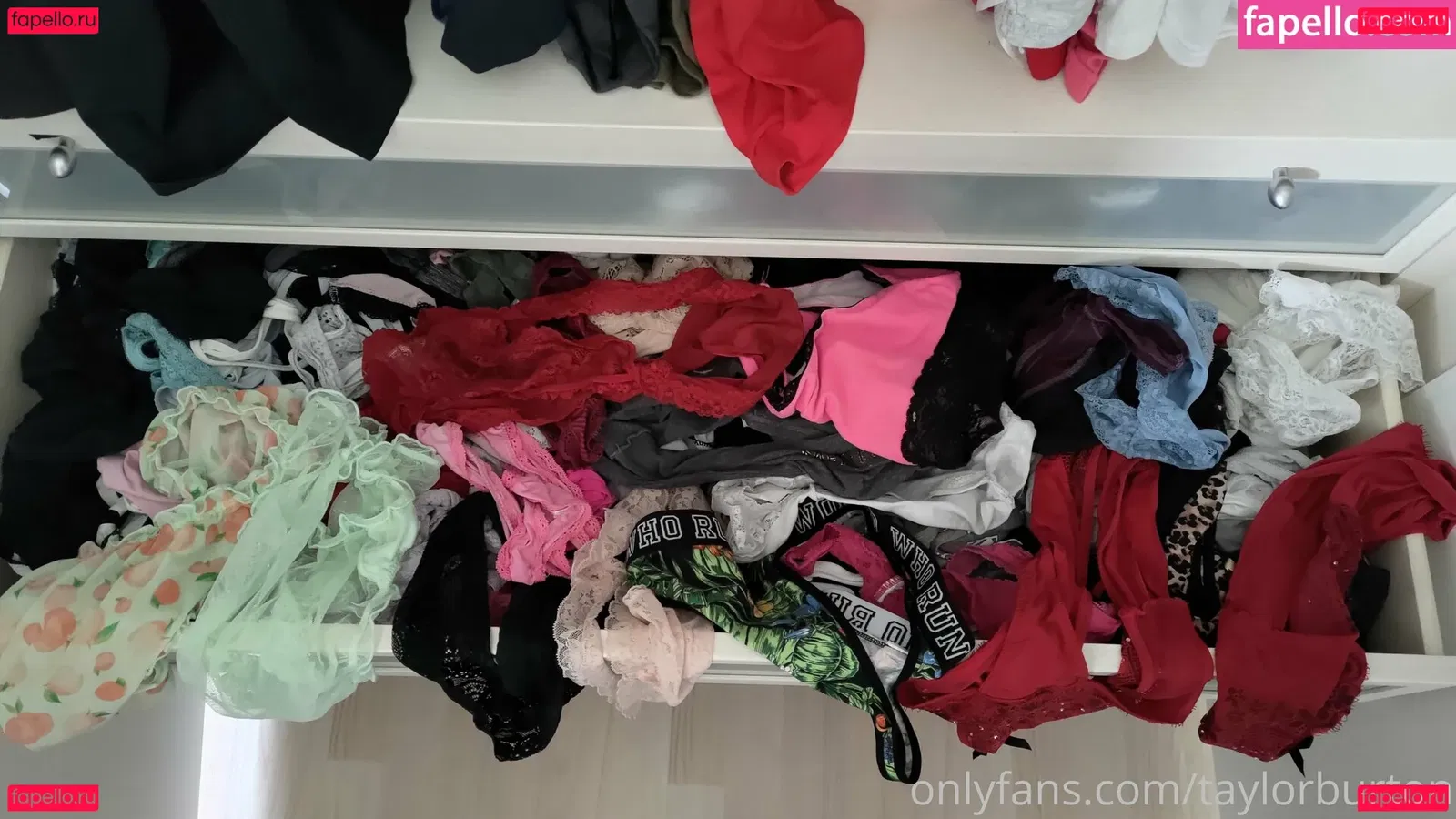 taylorburton Onlyfans Photo Gallery 