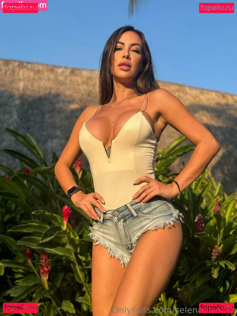 selenadiaz.vip Onlyfans Photo Gallery 