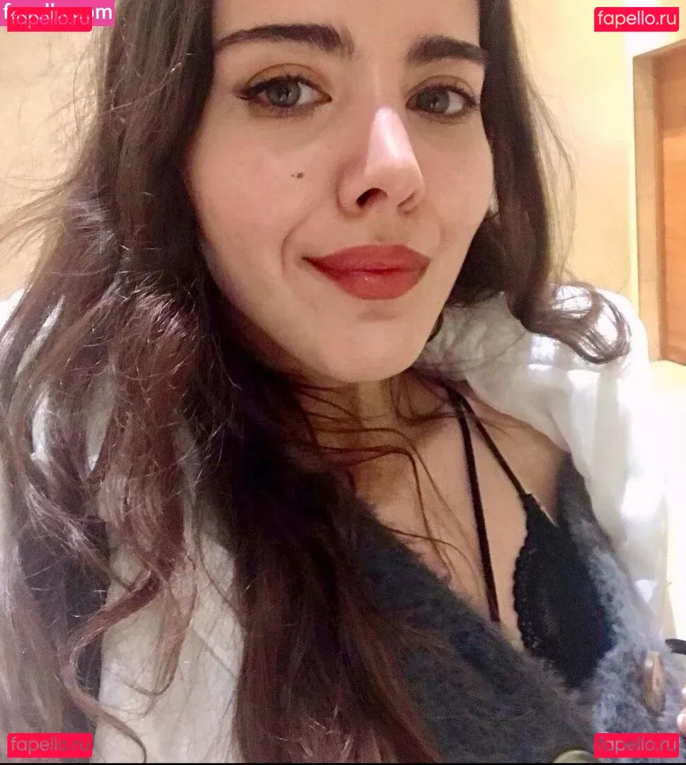 Selin Celikdelen Onlyfans Photo Gallery 