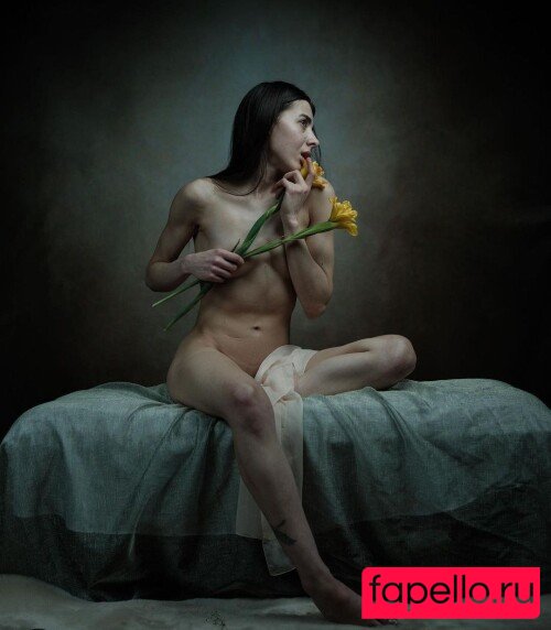 Selin Celikdelen Nude Onlyfans Photo 22