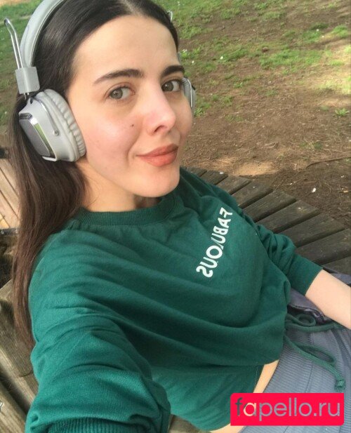 Selin Celikdelen Nude Onlyfans Photo 11