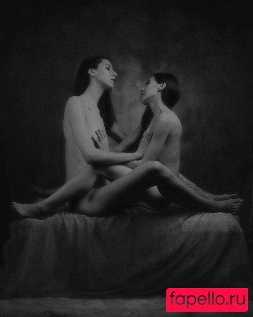 Selin Celikdelen Nude Onlyfans Photo 5