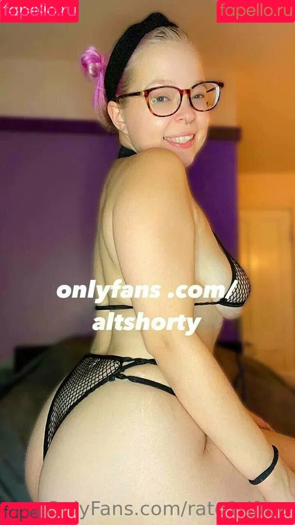ratg1rlfree Onlyfans Photo Gallery 
