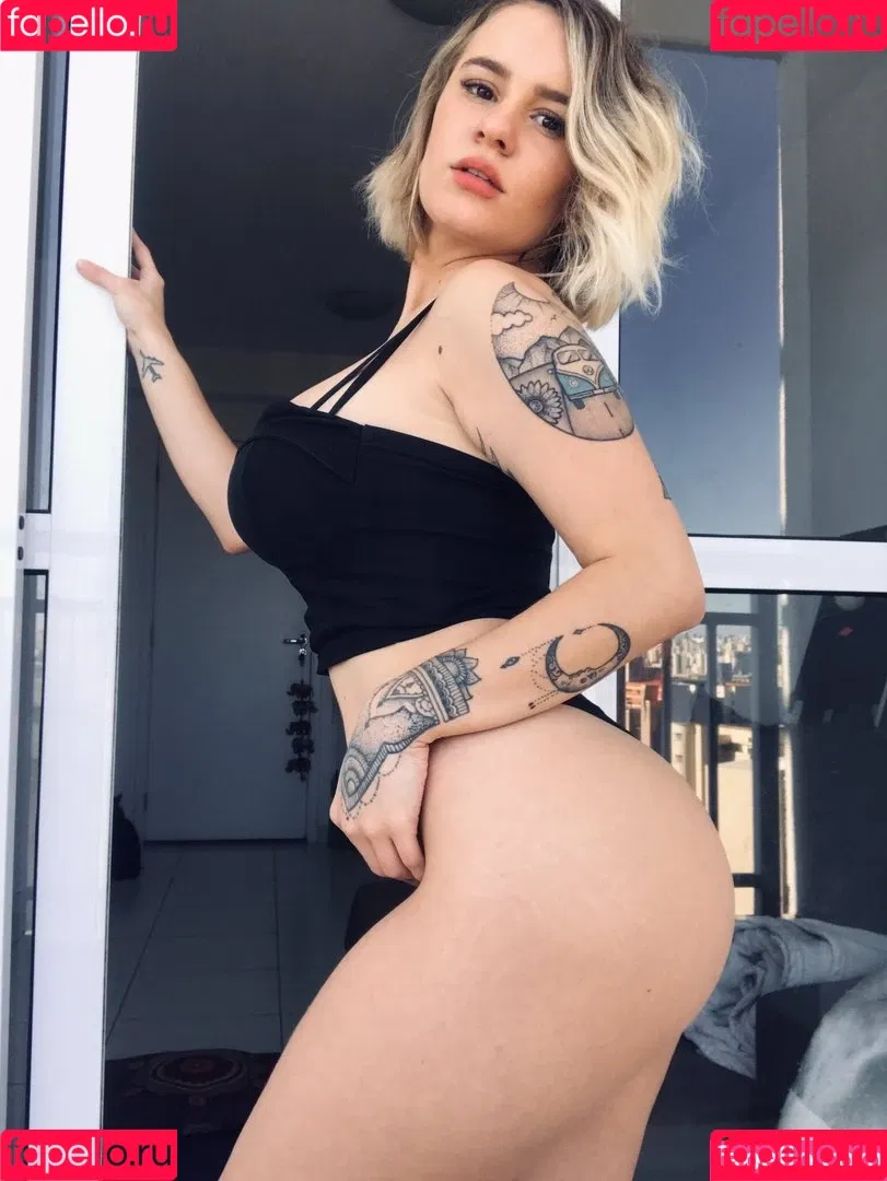 Natalie Cortez Onlyfans Photo Gallery 