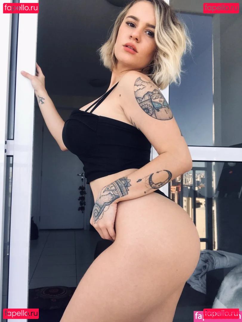 Natalie Cortez Onlyfans Photo Gallery 