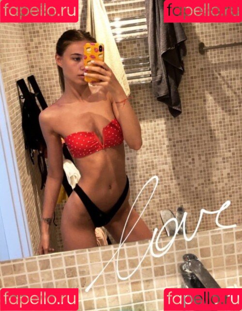 Elizabeth Vasilenko Onlyfans Photo Gallery 